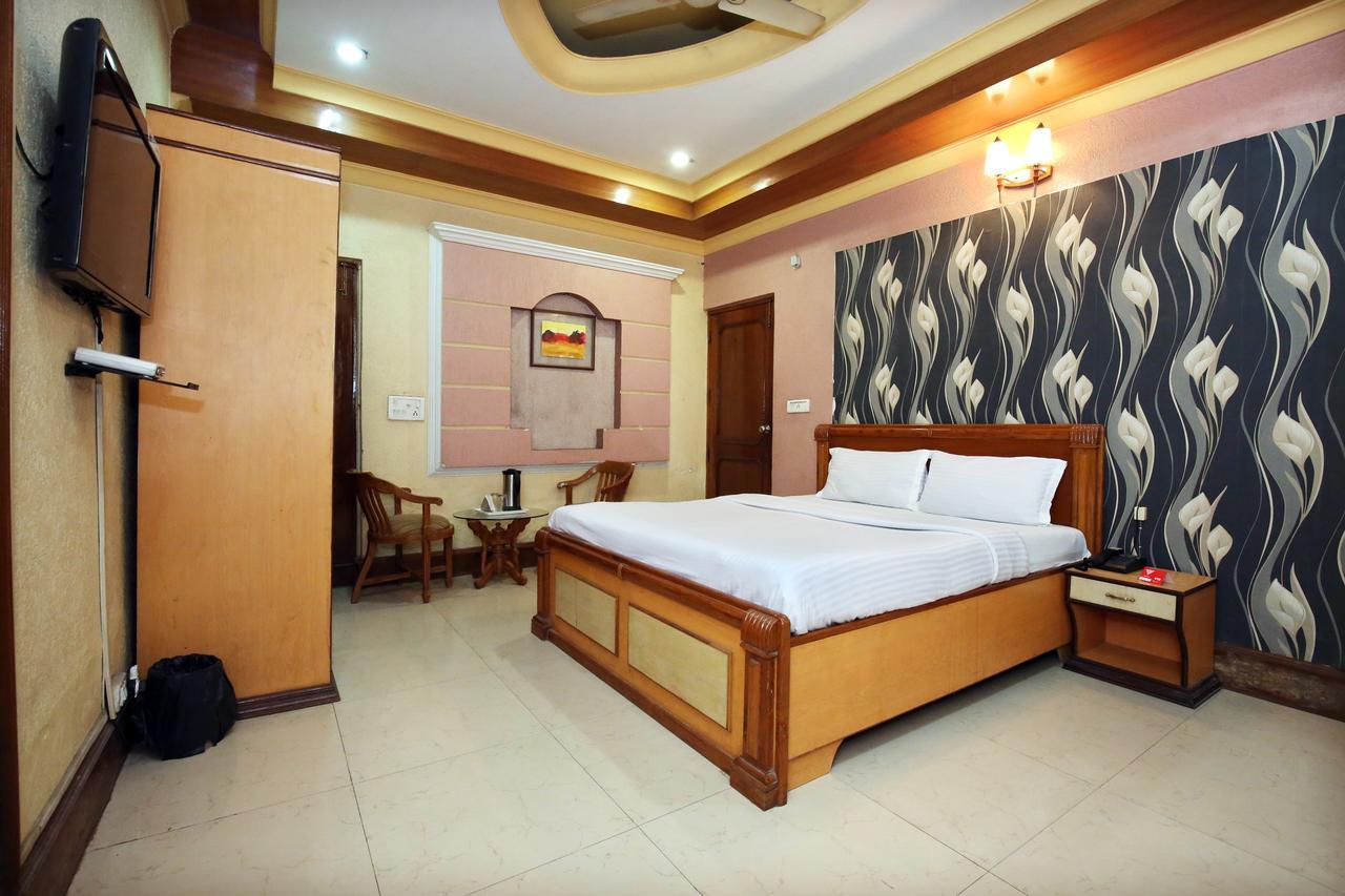 Capital O 10990 Hotel Gobind Regency Zirakpur Zewnętrze zdjęcie